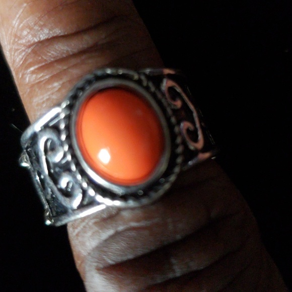 Ring - Picture 1 of 1